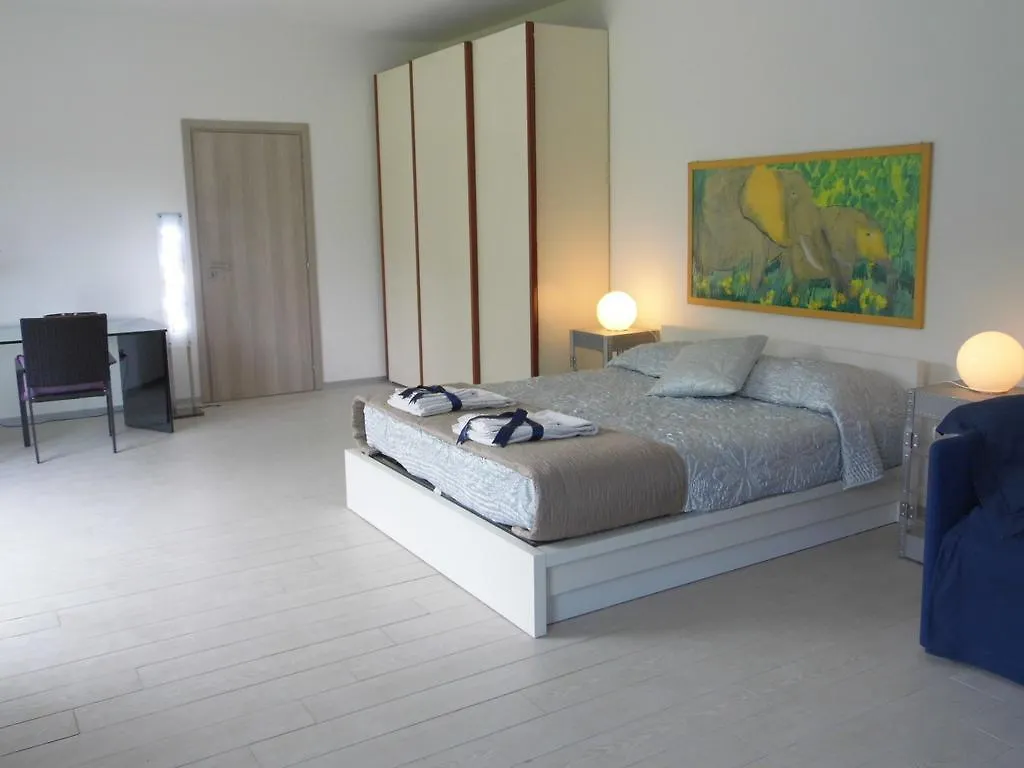 Apartament Fiore Dell'Etna Santa Venerina 0*,